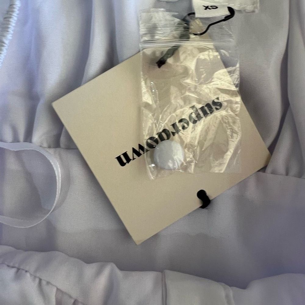 Superdown White Button Front Gabbie Ruched Crop T… - image 4